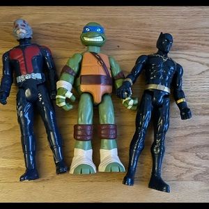GUC Titan Hereos Ant Man + Black Panther & Bonus Teenage Mutant Ninja Turtle